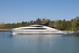 Yacht Vantage - Image courtesy of Palemer Johnson .JPG